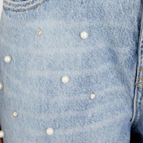 Vintage Pearl Embellished Mom Jeans - Picture 5 of 9